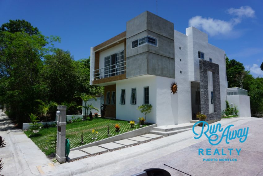 Puerto Morelos Real Estate Listings